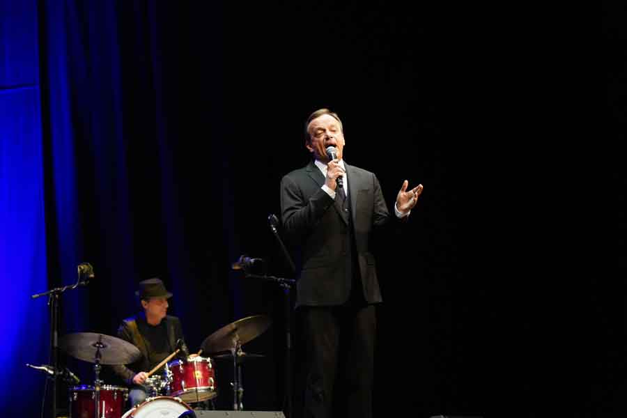 Teatro Ghione “Sinatra-The man and his music”.