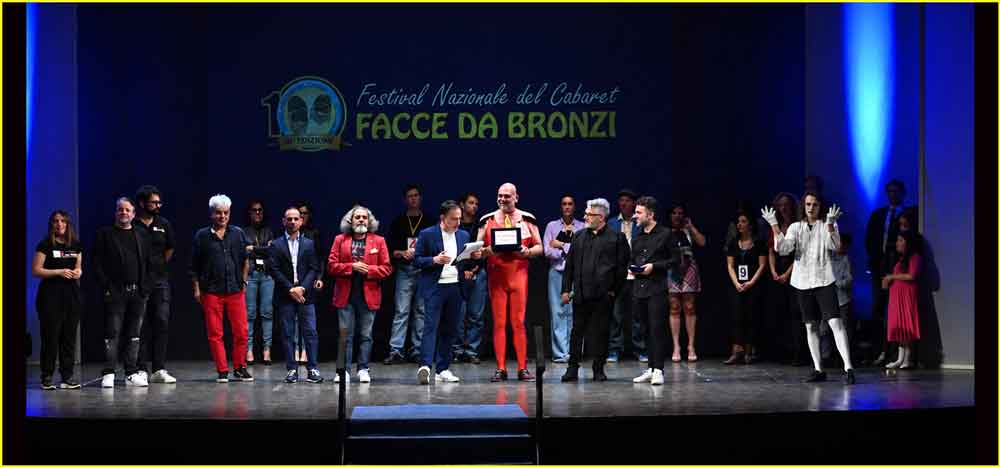 Facce da Bronzi 2026 torna con l'XI edizione e parte il 18 settembre dall'Accademia09 di Milano.